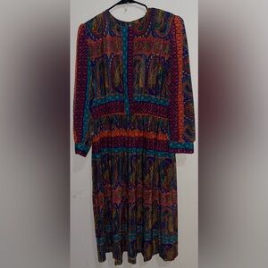 Beautiful vintage Pleated  Colorful Artsy Boho  Dress